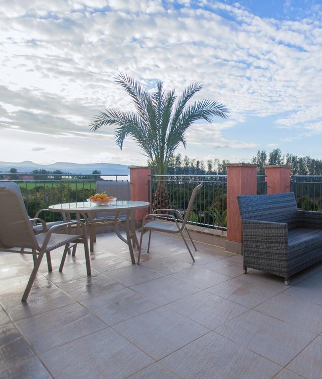 Villa Saraliana Sandy Beach Villas - Heated Pool - Jacuzzi - Private Beach Area Polis الغرفة الصورة